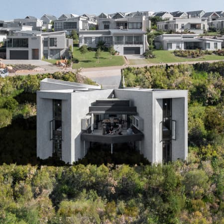 House of the Cape Robin